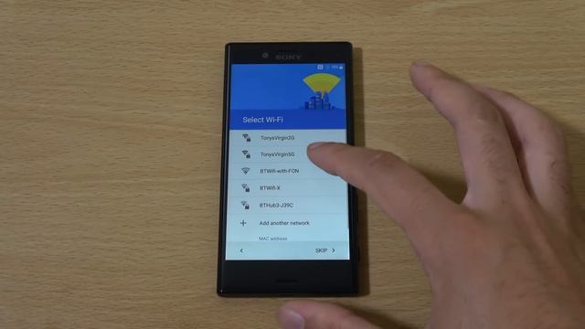Sony Xperia X Compact - Unboxing & First Look! (4K) смотреть онлайн