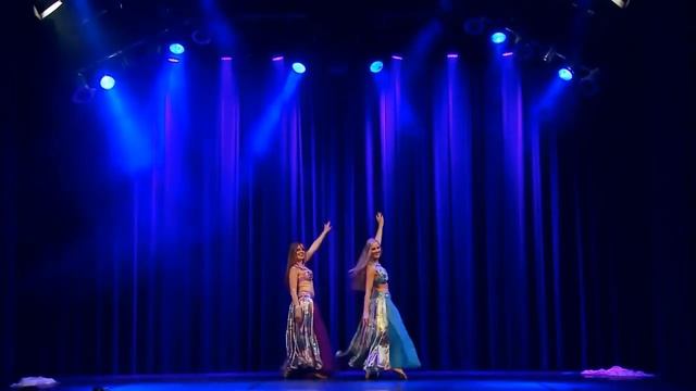 Kristina & Layla @ 360° Orient 2014 смотреть онлайн
