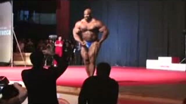 Ронни в Москве смотреть онлайн