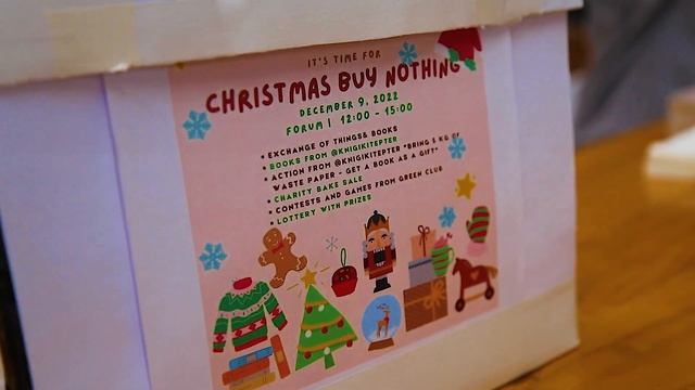 Рождественская дармарка "Buy Nothing" в АУЦА смотреть онлайн