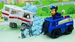 Мультики для детей с игрушками Щенячий Патруль - Простуда! Самые новые мультфильмы про машинки..mp4