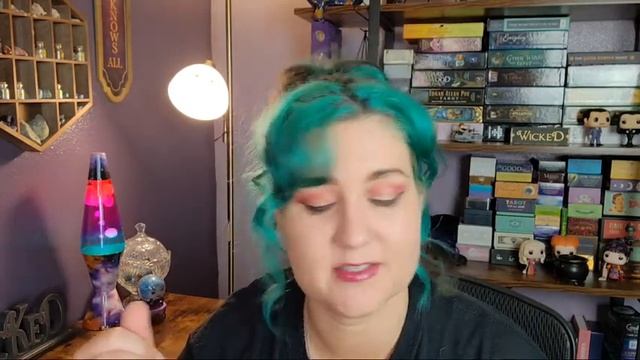The Witches' Wisdom Tarot | Flip Through And Chill смотреть онлайн