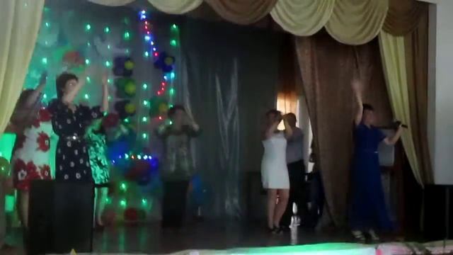 Оригинальное поздравление на выпускной от родителей смотреть онлайн