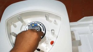 Как почистить и разбирать Аристон на 15литров