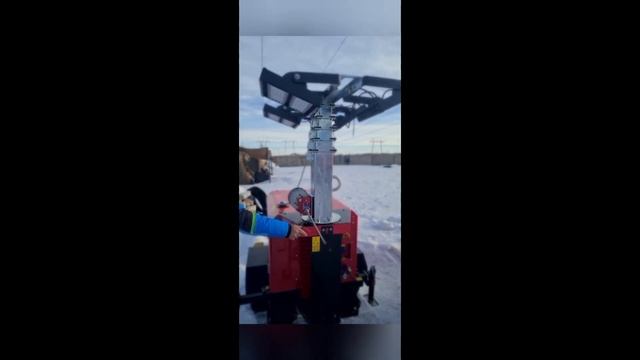 Осветительная мачта BAYSAR ZUX1400 M7LED смотреть онлайн