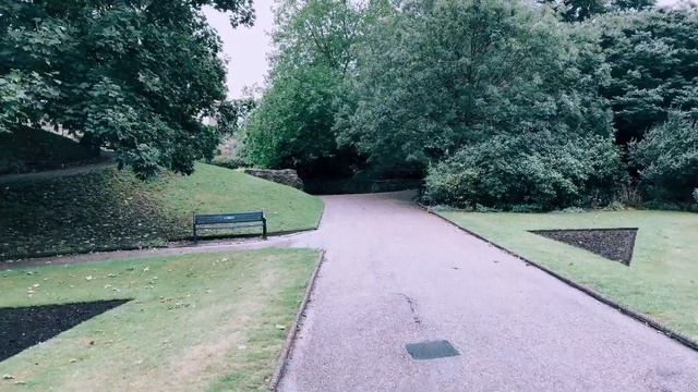 Exploring Colchester Castle Park With An Accidental Funny Moment смотреть онлайн