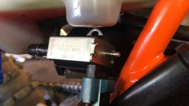 How to Prime the Oil Pump on KTM TPI Models and Prevent Engine Damages смотреть онлайн
