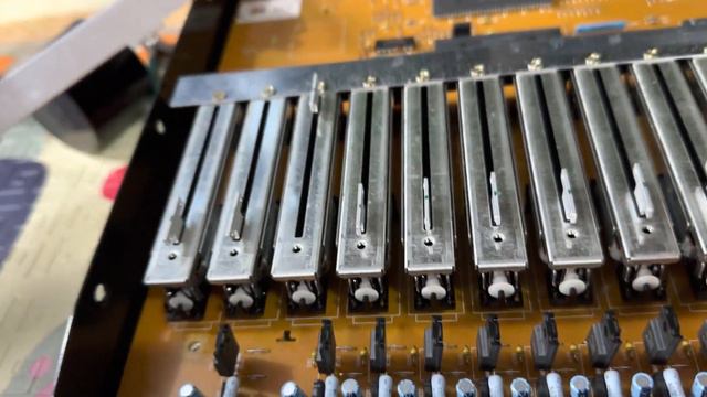 Hướng Dẫn Khắc Phục Fadel Yếu Trên Mixer Yamaha ProMix 01 và 01V / 01V96 Ai Cũng Làm Được -Vũ Harma смотреть онлайн