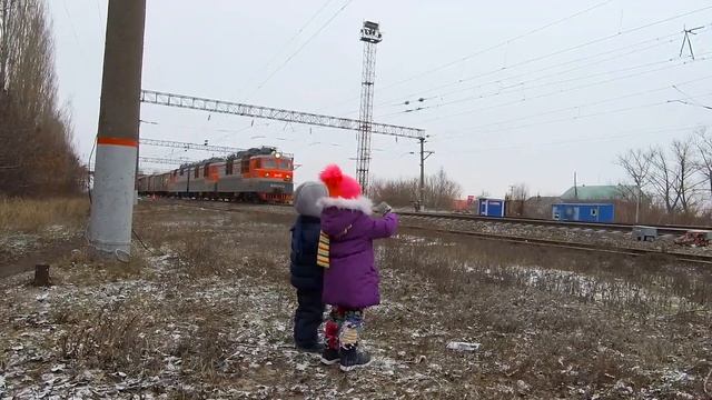 Обзор железной дороги,прогулка возле железной дороги смотреть онлайн