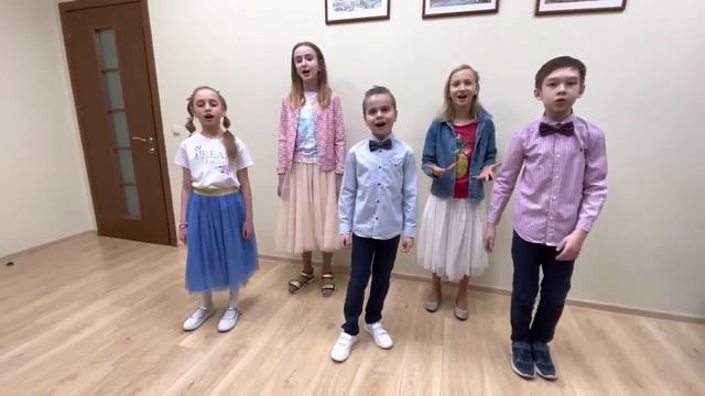 Французский клуб «ÇA VA» | Вокальный ансамбль «ÇA VA» 3 класс | Chante la vie смотреть онлайн