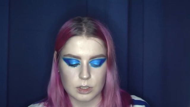 SAMPLEBEAUTY | THE HYDROGRAPHIC PALETTE | Первые впечатления | Синий макияж смотреть онлайн