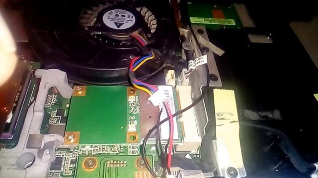 100% простой способ проверки на ноутбучного вентилятора с помощью USB кабеля смотреть онлайн