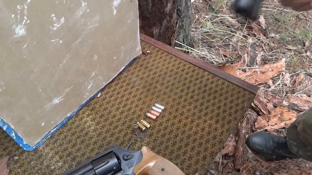 Тестируем травматический пистолет ТТ (МР81) смотреть онлайн