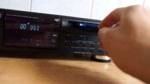 CD и MD проигрыватель LifeTec LT8964