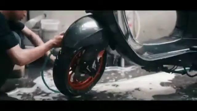 Perawatan Modern Vespa - Cuci Vespa Surabaya смотреть онлайн