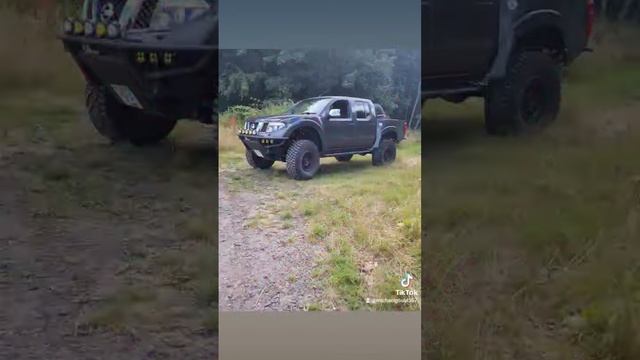 nissan navara d40 (hippo) sitting pretty with her new bumper on defoneed to upgrade to bigger lights смотреть онлайн