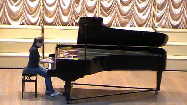 Л.Бетховен Соната №1 Iчасть - исп. Попова София смотреть онлайн