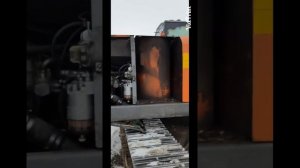 экскаваторы, снятие топливного бака,чистка бака!