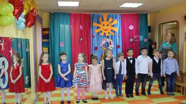 Старшая группа детского сада "Маленький Гений" 8 марта смотреть онлайн