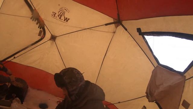 Зимняя рыбалка | Метровый лед | Готовим Блюмде