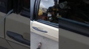 Забыл ключи в машине? Лайфхак по открытию автомобиля. Как открыть ваз