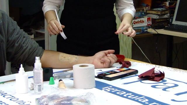 Мастер класс по гриму ч.1 Рваная рана на руке. смотреть онлайн
