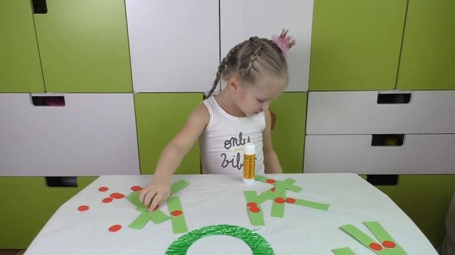 НОВОЕ ВИДЕО Новогодний венок Поделки своими руками New year 2018 смотреть онлайн