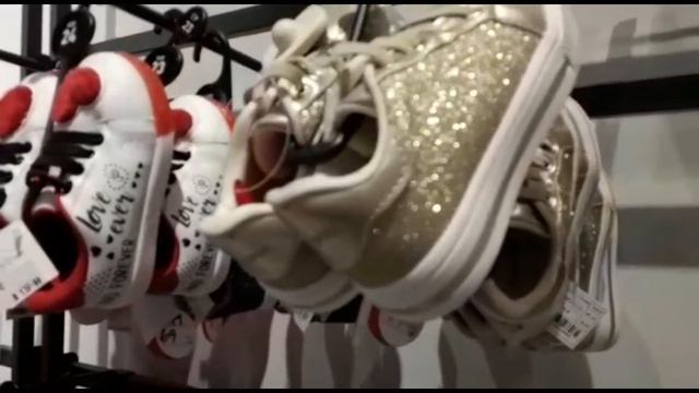 ШОППИНГ В ЭМИРАТАХ 2020, ЧАСТЬ ТРЕТЬЯ, ОБУВЬ И РАСПРОДАЖИ, ГДЕ И ЧТО БРАТЬ смотреть онлайн