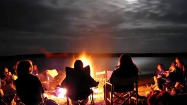 С Новым Годом друзья! смотреть онлайн