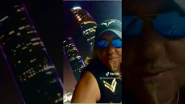 ?Xiamen City By Night ? The Twin Towers China ?? смотреть онлайн