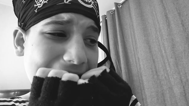 Старшая сестра против вредной младшей сестры и брата смотреть онлайн