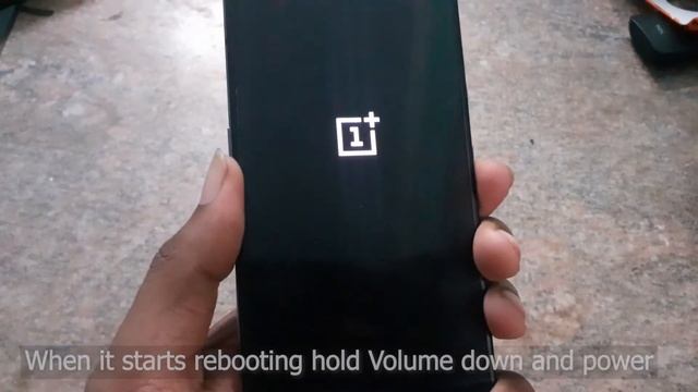 Oneplus 7/7T/8/8T/Pro/Nord Stuck On Boot Animation ( Not Detecting In ADB )
