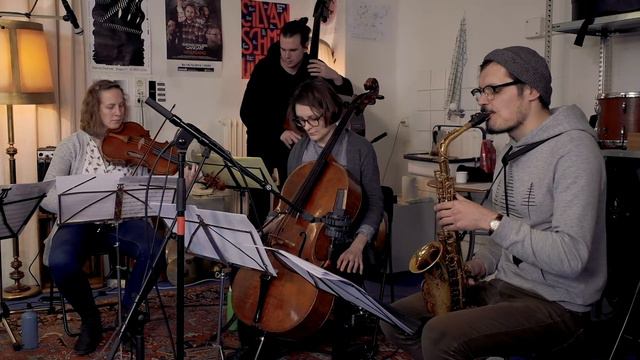 Niculin Janett Ensemble - Stagnation смотреть онлайн