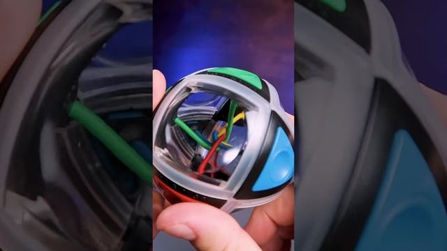 Головоломка для любителей запутанных наушников | Brain String R смотреть онлайн