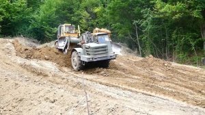 СТРОИТЕЛЬСТВО ПРУДА ВОДОНАКОПИТЕЛЯ. РАБОТА СКРЕПЕРАМИ.