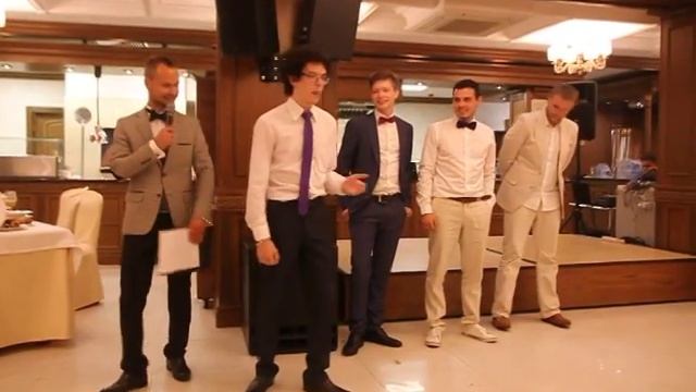 22 Девушки ловят букет невесты, парни подвязку смотреть онлайн