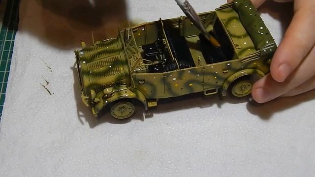 Horch 108 Typ 40.  ICM.  Часть 7.  ICM. Масляные точки.