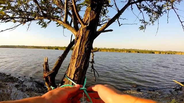 Обучение узлу "Удавка"(крепление к опоре).Рыбалка.Fishing смотреть онлайн