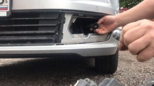 Замена лампы дхо VW поло седан 2018 года