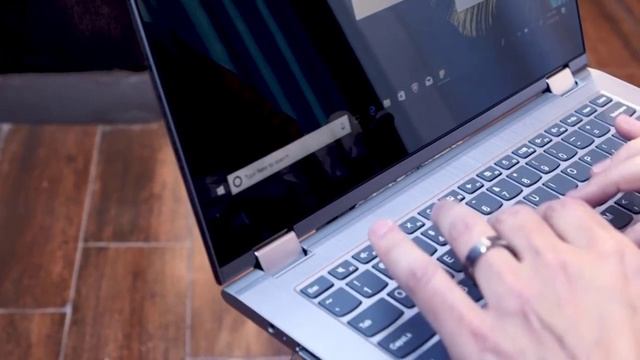 First Look Lenevo the Yoga 720 | lenovo yoga 720 15 review | MWC 2018 смотреть онлайн