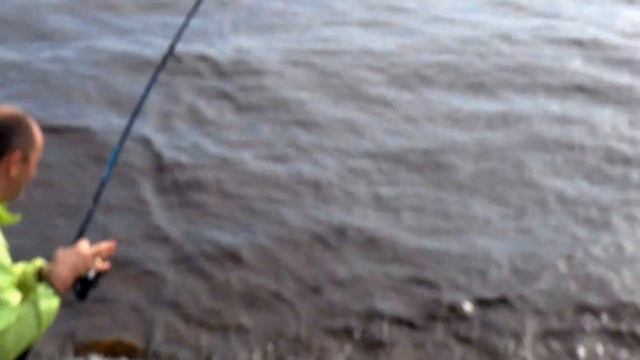 Рыбалка на Киевском водохранилище (Киевское море) смотреть онлайн