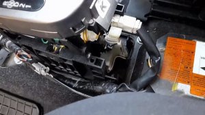 Лютый механик. Ниссан-Микра. Машина не снимается с паркинга.