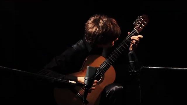 First recording : Gregorio Fracchia - "Guernica" (Homage to Pablo Picasso), by Maurizio Colonna смотреть онлайн