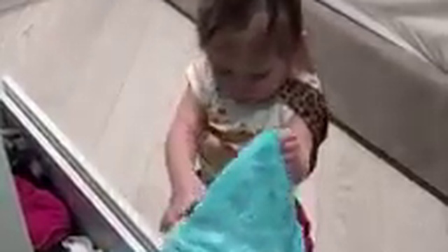 Весна..... Пора примерять наряды смотреть онлайн