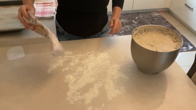 Хлеб под названием корень без заморочек/Wurzel Brot, ganz einfaches Rezept ￼ смотреть онлайн