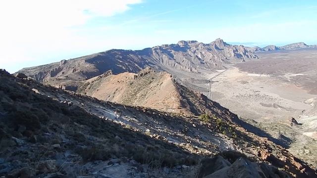 Hiking Las Lajas - Alto de Guajara (Tenerife) смотреть онлайн