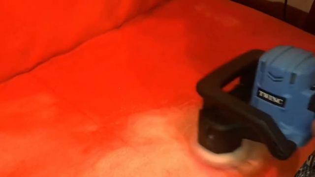 Как убрать пятна с дивана смотреть онлайн