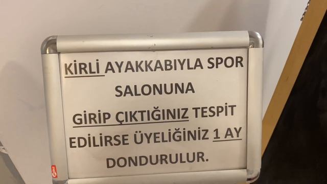 Плюсы быть студентом в Турции ➕🇹🇷 | Çençlik merkezi - центр студентов 🙆🏻♀️ смотреть онлайн