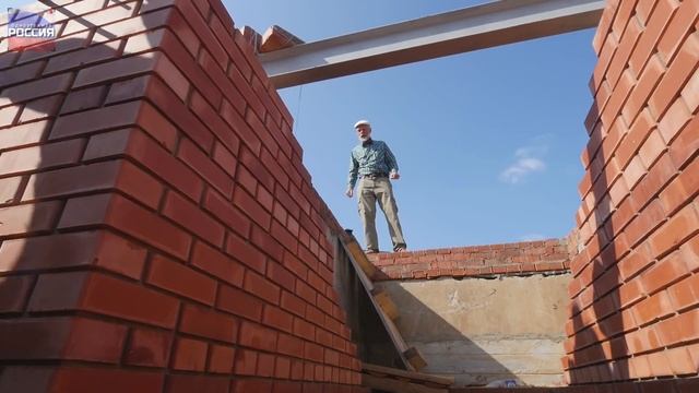 Дом за 2 млн. "под ключ". Строительство винного погреба в Одноэтажной России. смотреть онлайн