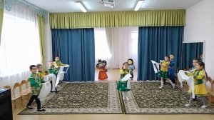 Приветственный танец «Амар мэндэ!»